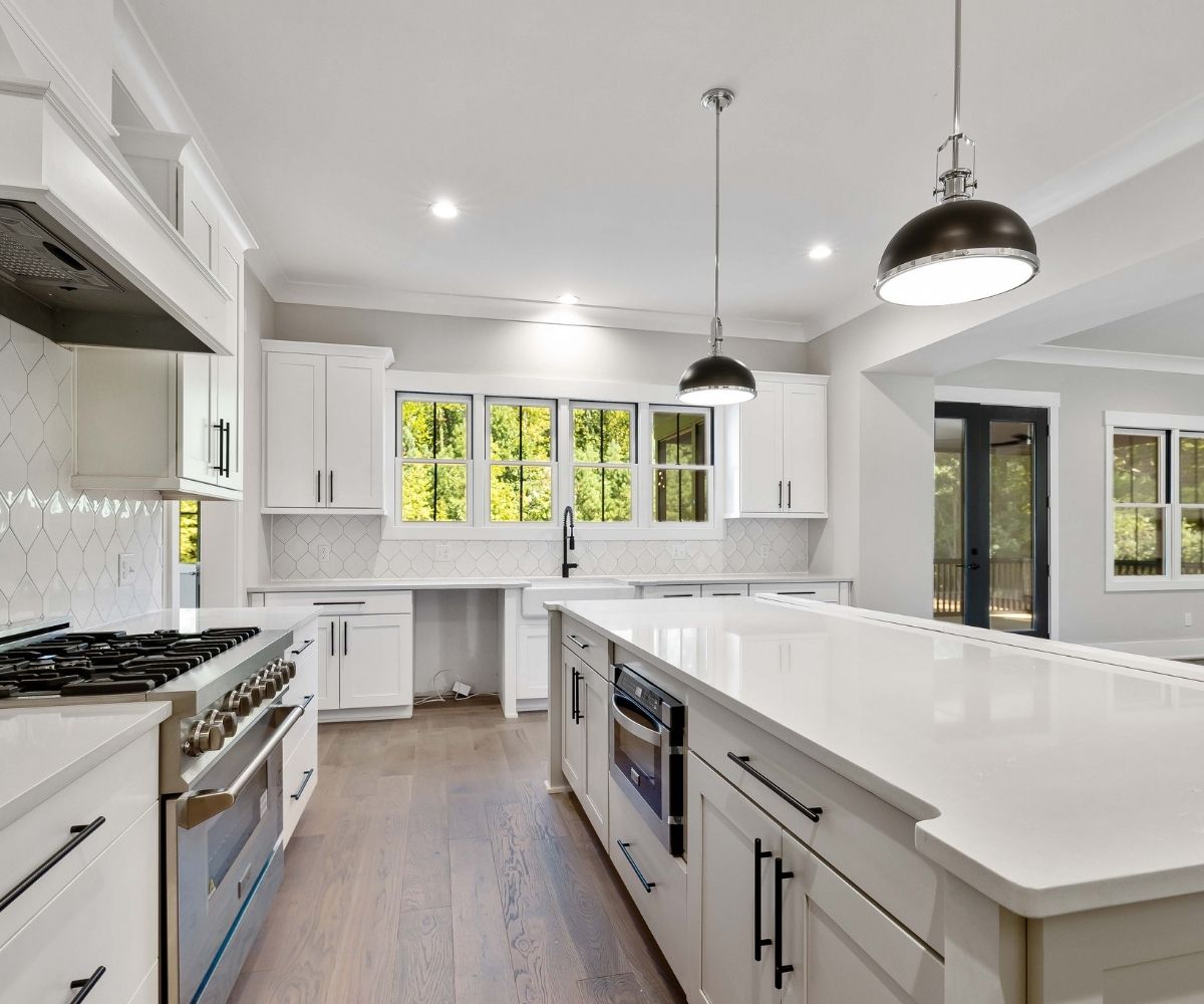 White Kitchen